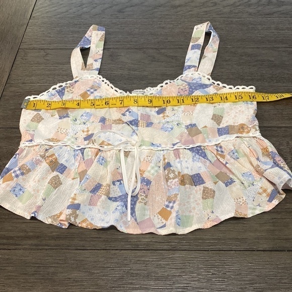 American eagle patchwork, colorful Ruffle crop top | Size medium - Picture 5 of 12